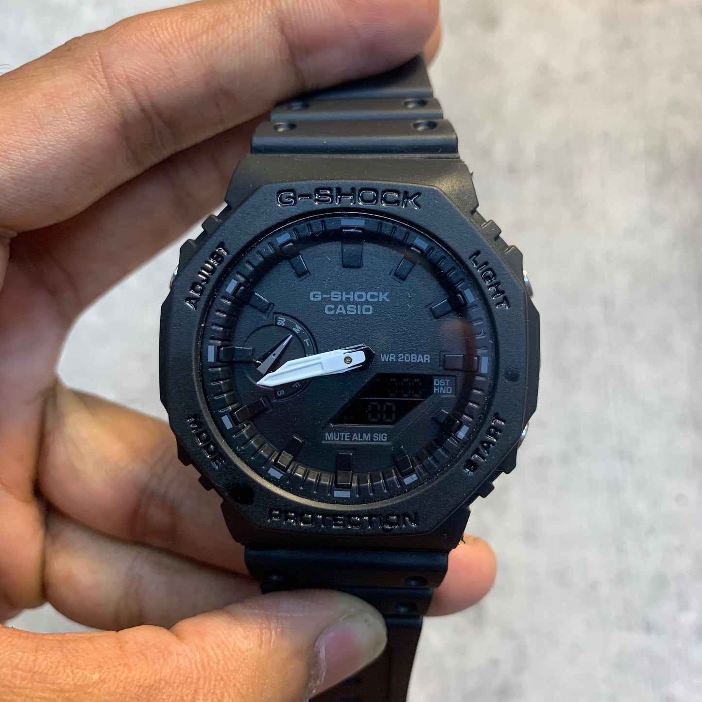 Analog Quartz Movement Men’s Watch – Premium Collection