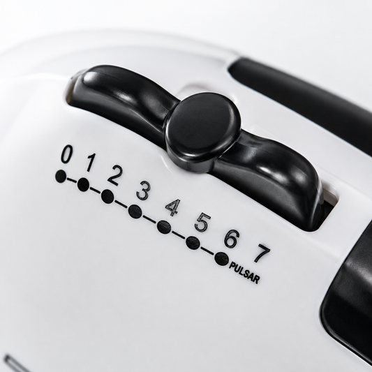 Scarlett 7 Speed Electric Hand Mixer with stainless steel beater attachment