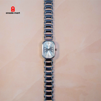 Oval Dial Metal Bracelet Watch with Stylish Design and Metallic Strap