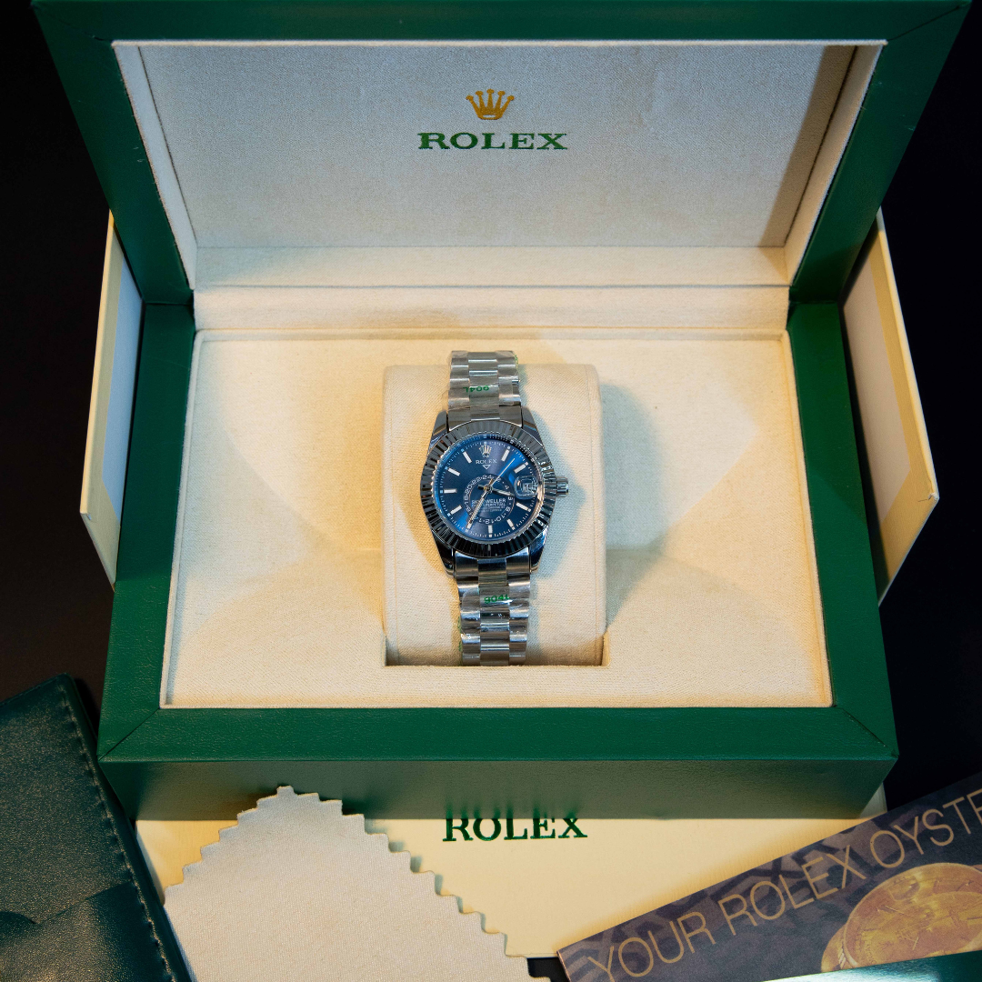 Elegant blue dial silver metal women’s luxury wrist watch