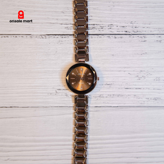 Round dial brown metal bracelet watch with elegant analog display