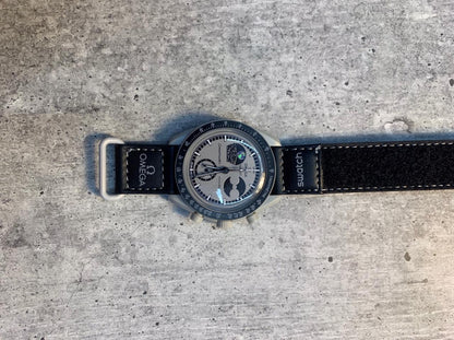 Chronograph Analog Quartz Watch with Tachymeter Bezel &amp; Premium Strap