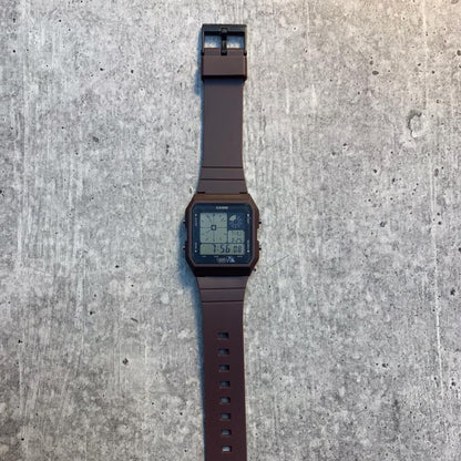 Retro Square Digital Quartz Watch
